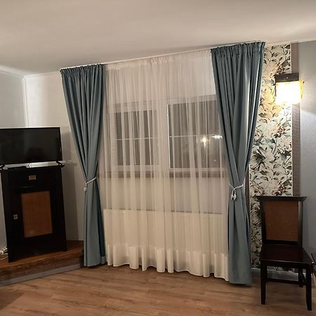 Pensiunea Casa Alba Ghimbav Экстерьер фото