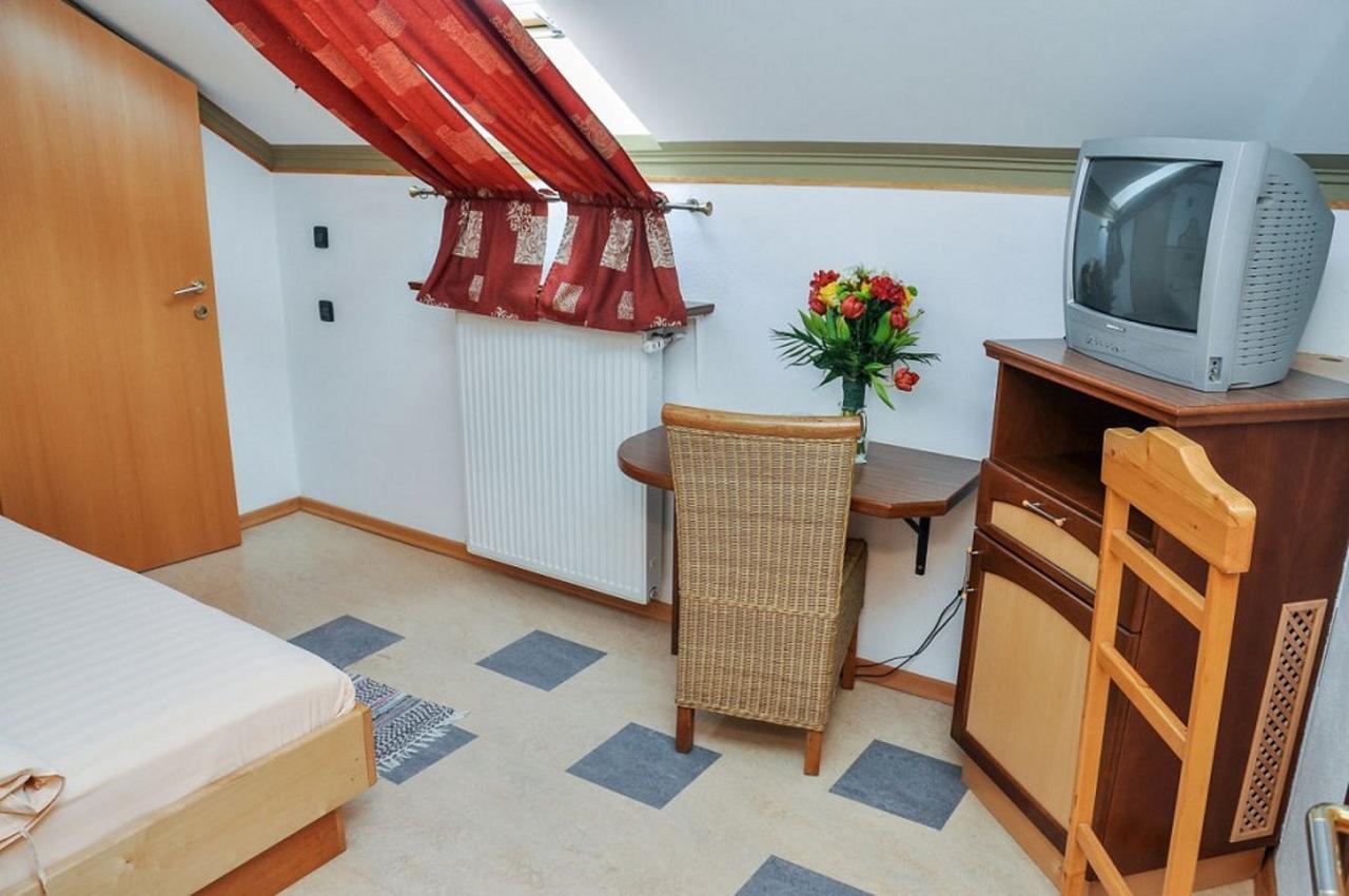 Pensiunea Casa Alba Ghimbav Экстерьер фото